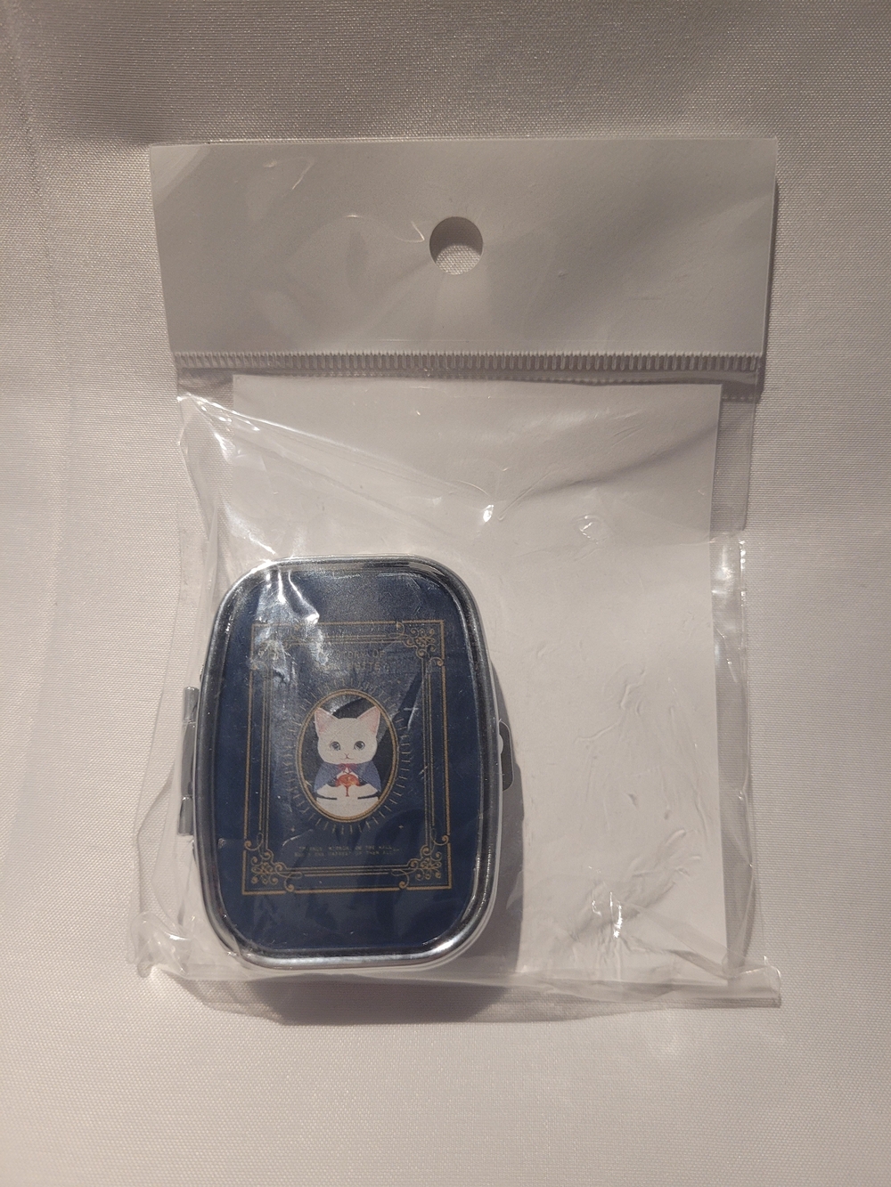 NWT Compact Navy Cat Print Pill Case - Unbranded